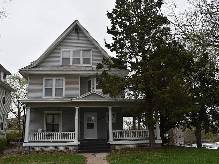 605 S Clinton St #5 — Photo 1