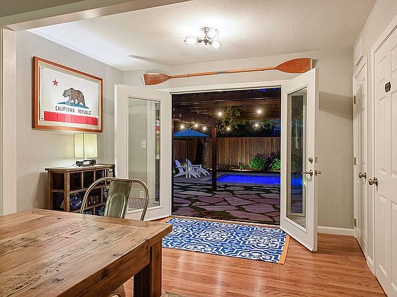 4th image of 150 Academy Ln