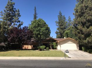 1409 Sutter Ln, Bakersfield, CA 93309