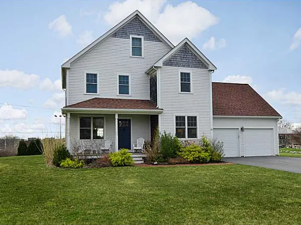 31 Oceanview Dr, Middletown, RI 02842