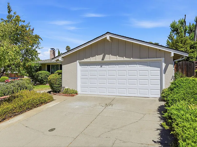 5880 Taormino Ave — Photo 3