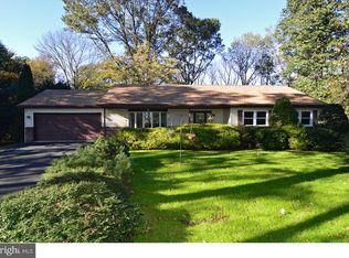 907 Texter Mountain Rd, Robesonia, PA 19551