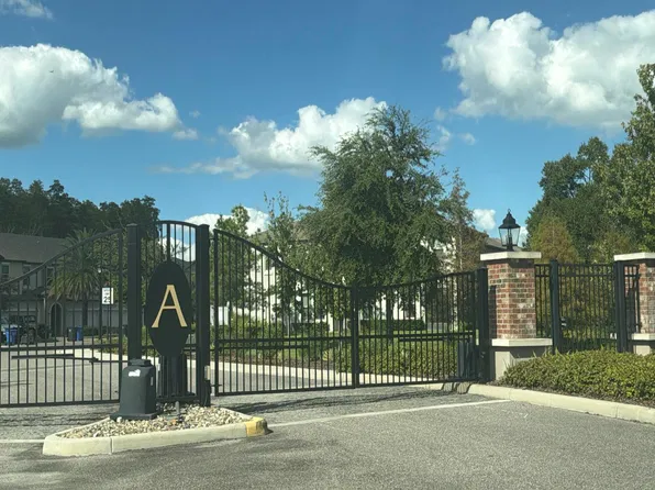 10035 Corso Milano Dr, Tampa, FL 33625