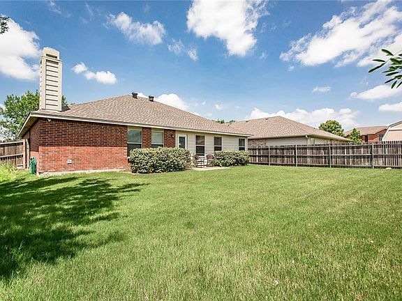 4th image of 712 Gunters Mountain Ln