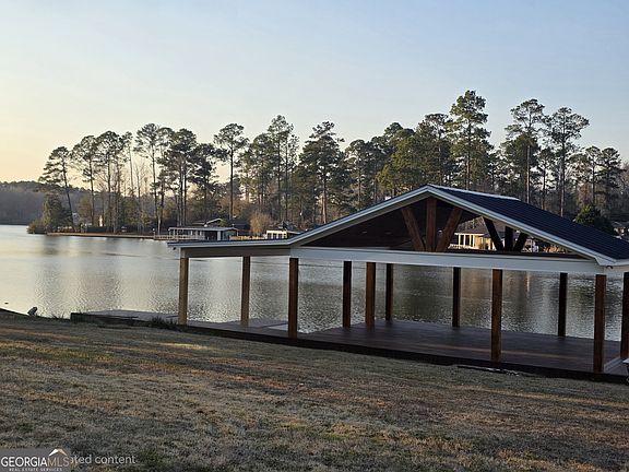 4th image of 420 Rawley Rd