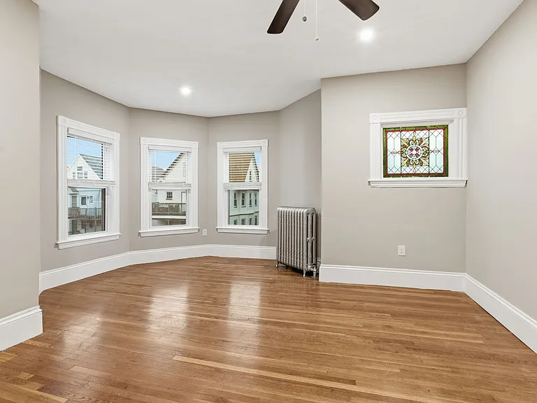 43 Lonsdale St #2 — Photo 27