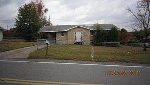 1st image of 7633 Parkview Dr