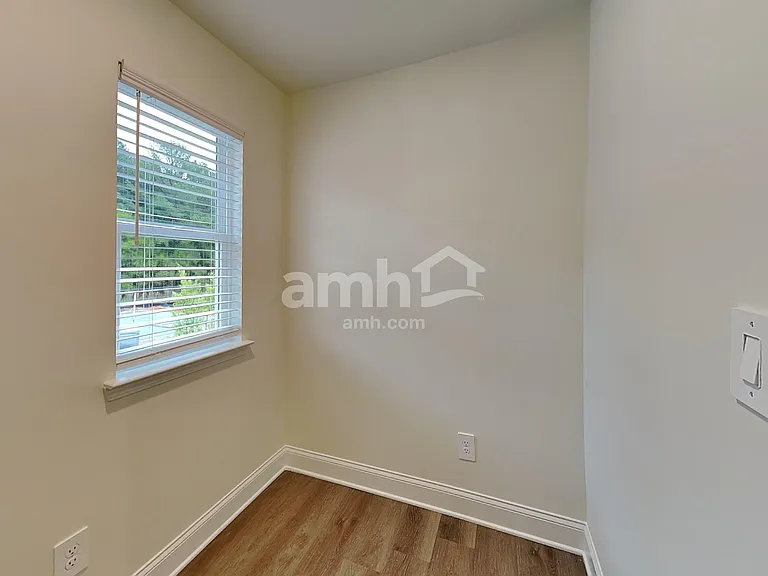 3337 Emzy Dr — Photo 7