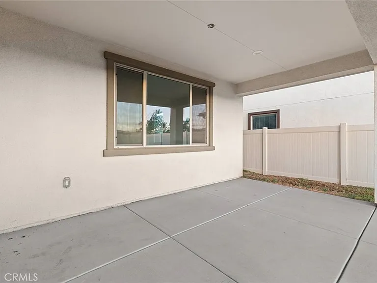 17727 Santa Lucia Ct — Photo 39