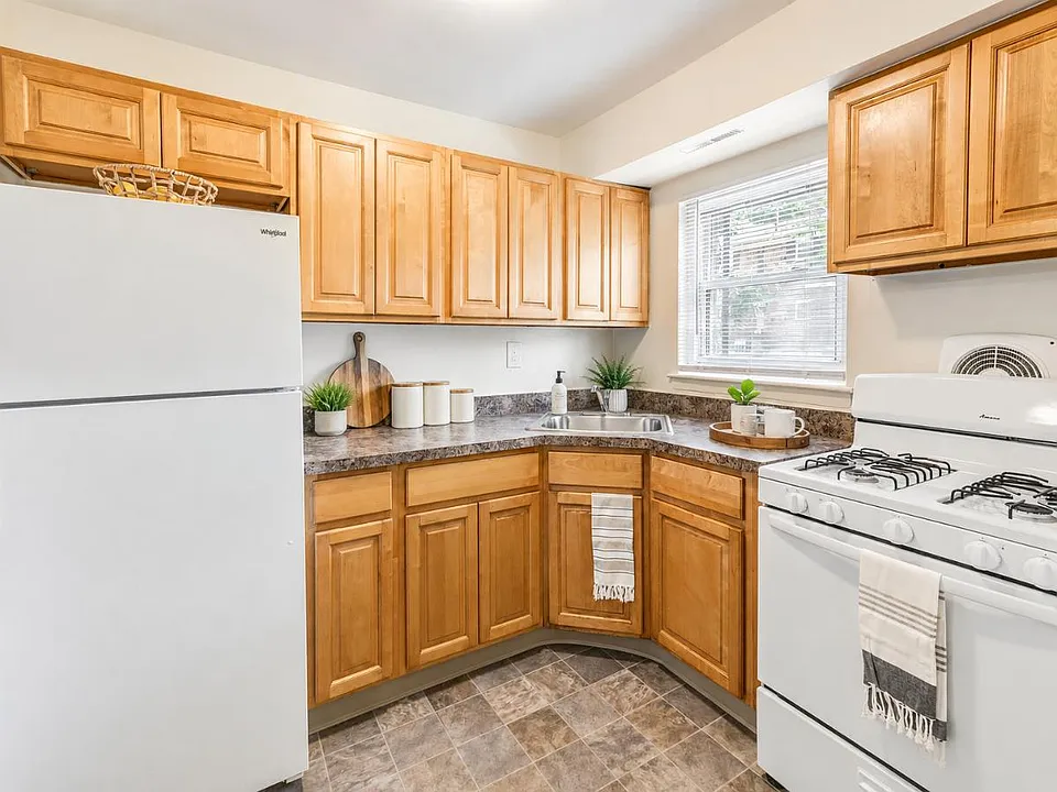 Post and Coach Apartment Homes