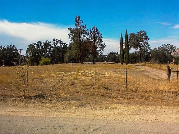 2nd image of 32351 Indian Guide Rd