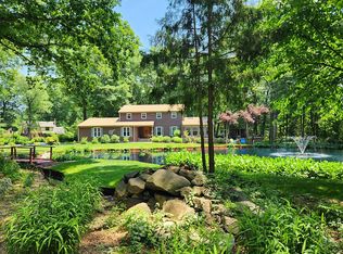 25 Lone Oak Rd, Basking Ridge, NJ 07920