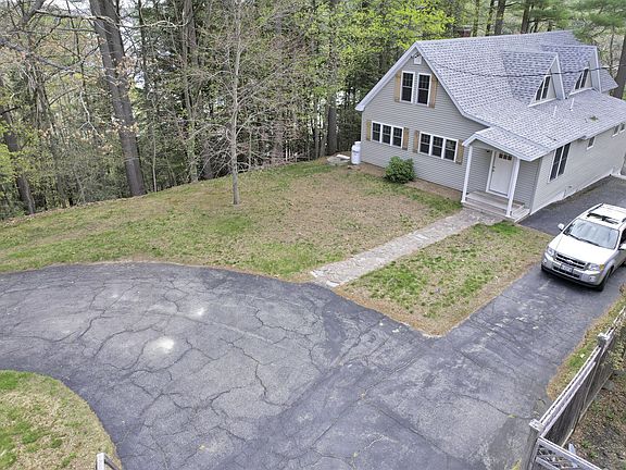 3rd image of 38 Riverview Rd