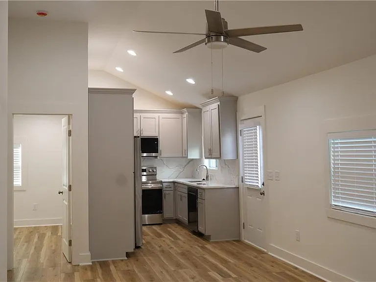 5120 Railroad Ave — Photo 13