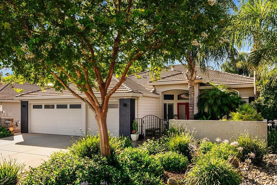 1st image of 1320 Longfellow Cir