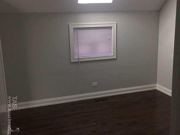 5th image of 2538 N Southport Ave #2F2F