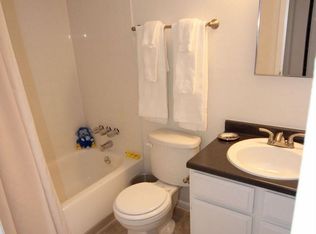 2855 S Webster St APT 3B, Denver, CO 80227