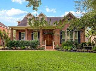 1114 Colonial St, Bellaire, TX 77401