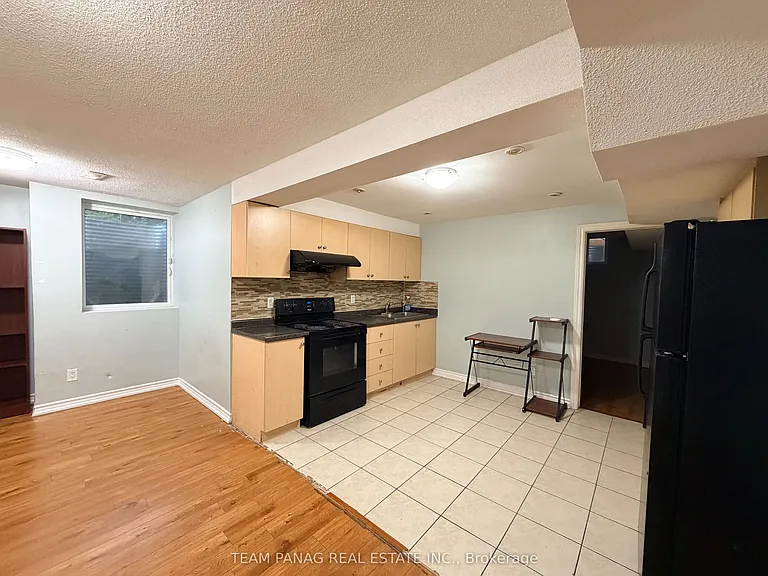 70 Princess Valley Cres #BASEMENT — Photo 5