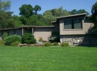 1151 Penn Grant Rd, Lancaster, PA 17602