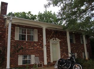 1717 Vermira Pl, Charlottesville, VA 22901