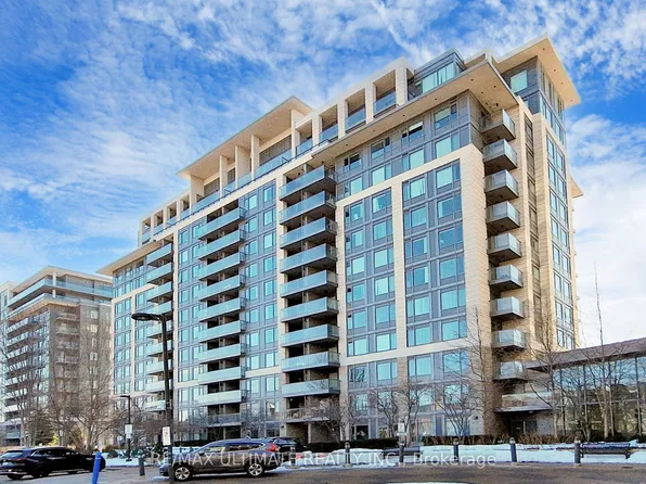 273 S Park Rd #718, Markham, ON L3T 0B5