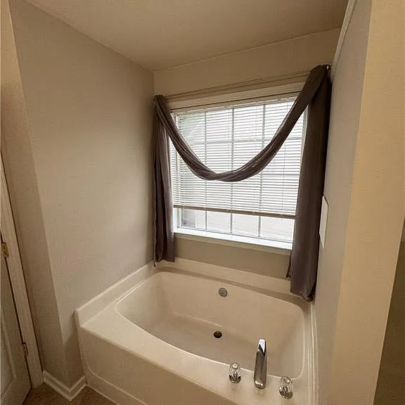 6074 Brookmere Ln — Photo 8