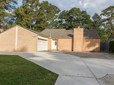 73 Oak Grove Ln, Conroe, TX, 77304