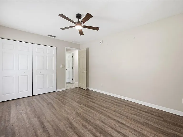 7050 NE State Road 121 — Photo 24