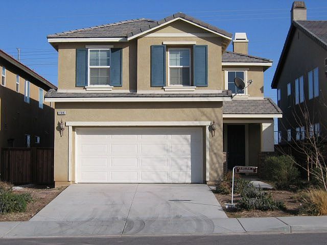 1st image of 15083 Bluffside Ln