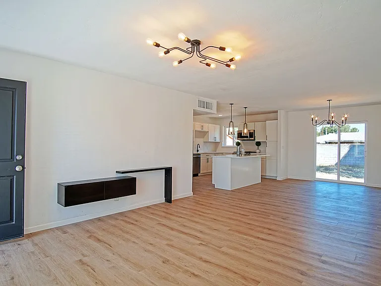 7903 Indian School Rd NE — Photo 22