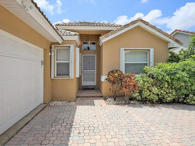 13284 Majestic Pine Ct — Photo 2