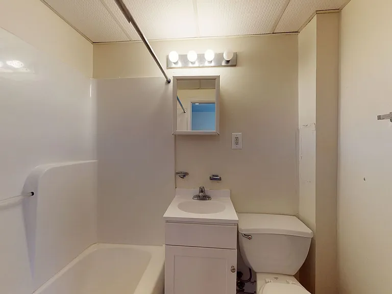 Trinity Place Apartments — Photo 26