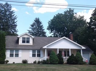13 Maiden Ln, Toms River, NJ 08753