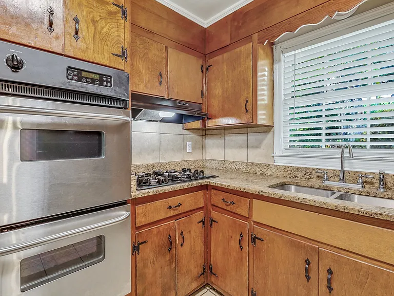 12473 Northwood Rd — Photo 12