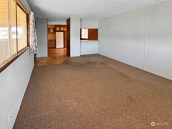5th image of 1309 Tollgate Lane