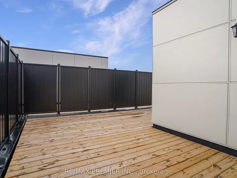 23 Gilbert Wright Ave — Photo 50