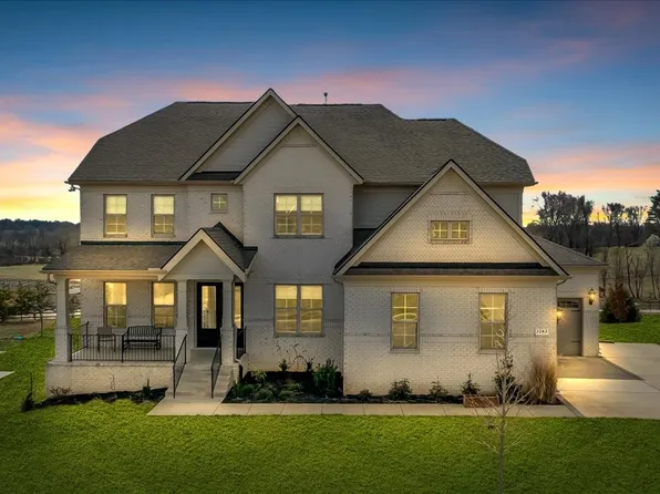 3242 Chase Point Dr, Franklin, TN 37067