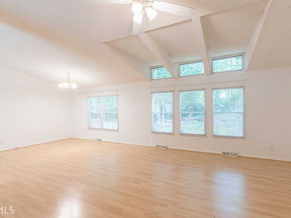 2nd image of 1556 High Sierra Dr