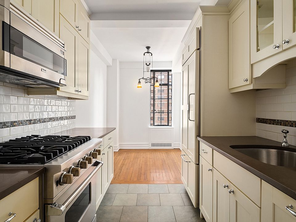 1st image of 350 W 57th St APT 15G