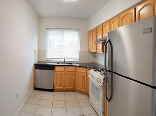 76-40 170th St #2F, Fresh Meadows, NY 11366