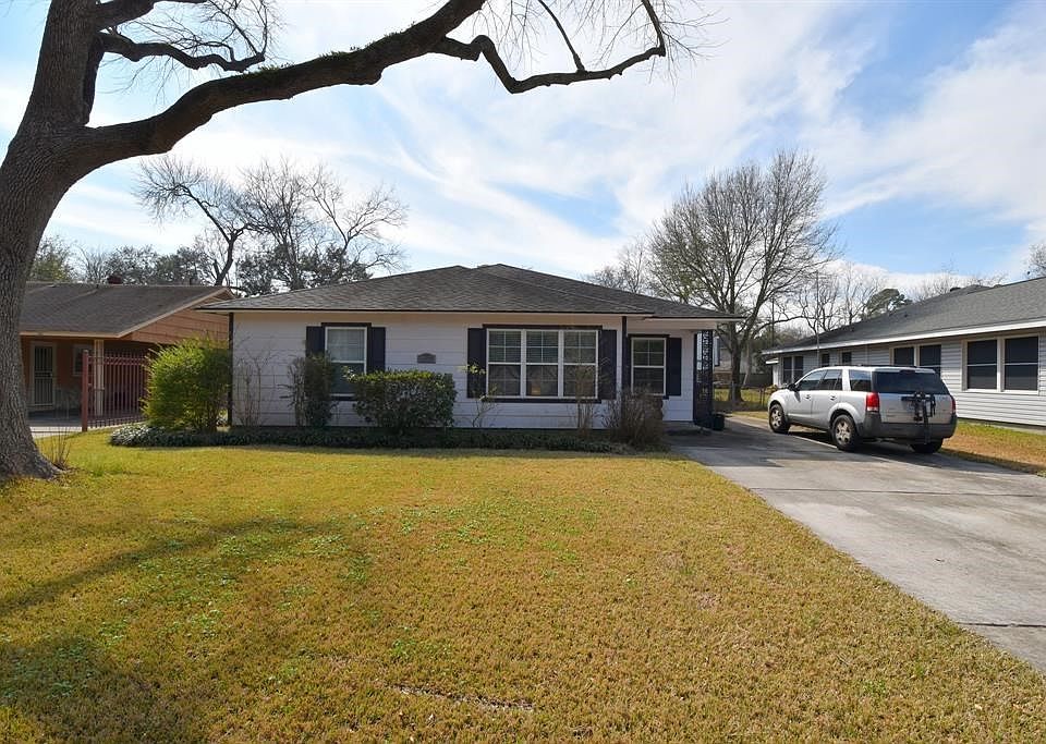 1st image of 4037 Woodshire St
