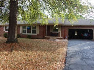 1692 Linstead Dr, Lexington, KY 40504