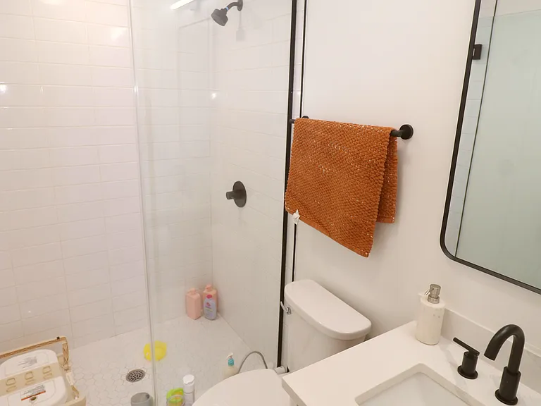 2401 N Kedzie Blvd #1 — Photo 21
