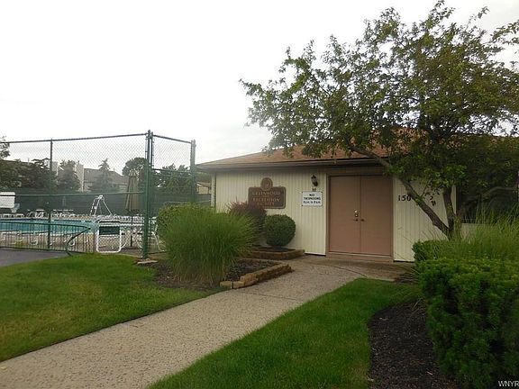 2nd image of 23 Coolbrook Ct