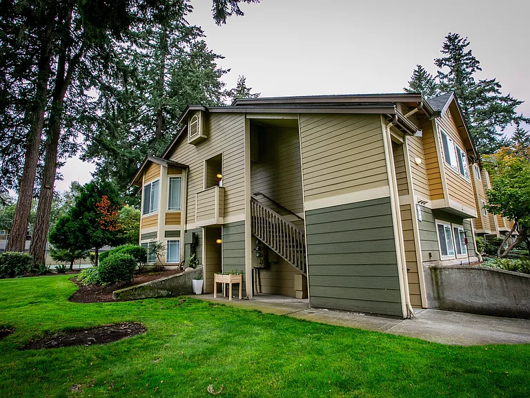 Short Term Leases Available