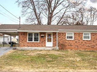 837 W 11th St, Front Royal, VA 22630