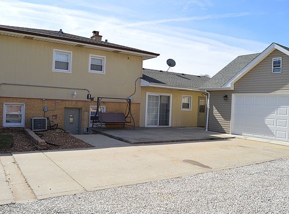 4th image of 8450 S Mayfield Ave