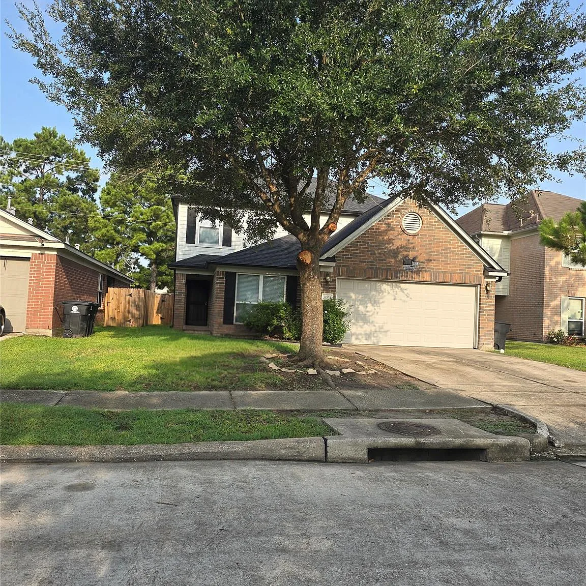 4 bed, 2.5 bath, 2285 sqft, $2,250 — Photo 1
