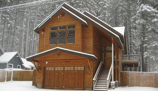 1st image of 2458 Pinter Ave